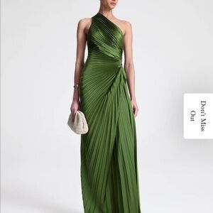 ALC LARA GOWN - RUNS TWO SIZES SMALL